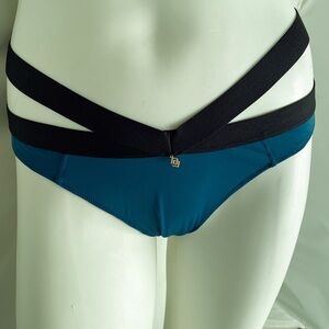 ThirdLove stretch satin microfiber thong panty L